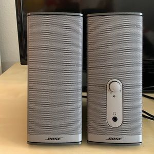 Bose speaker, rarely use and in excellent condition